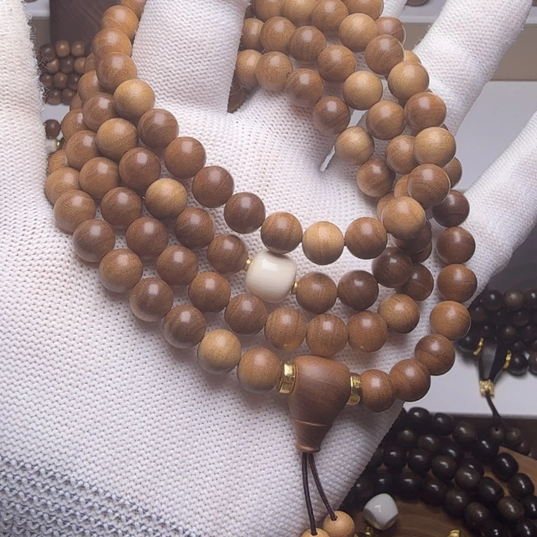 -***灬檀香木黑肉横纹，素珠0.8✖️108颗。