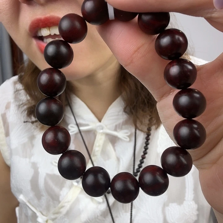 小叶紫檀1.2 手串直播间为准