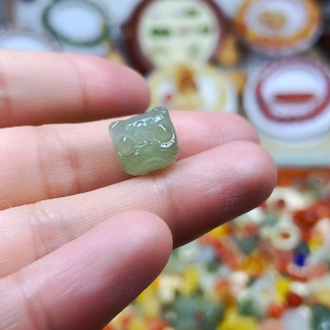 和田玉挂件未镶嵌订制