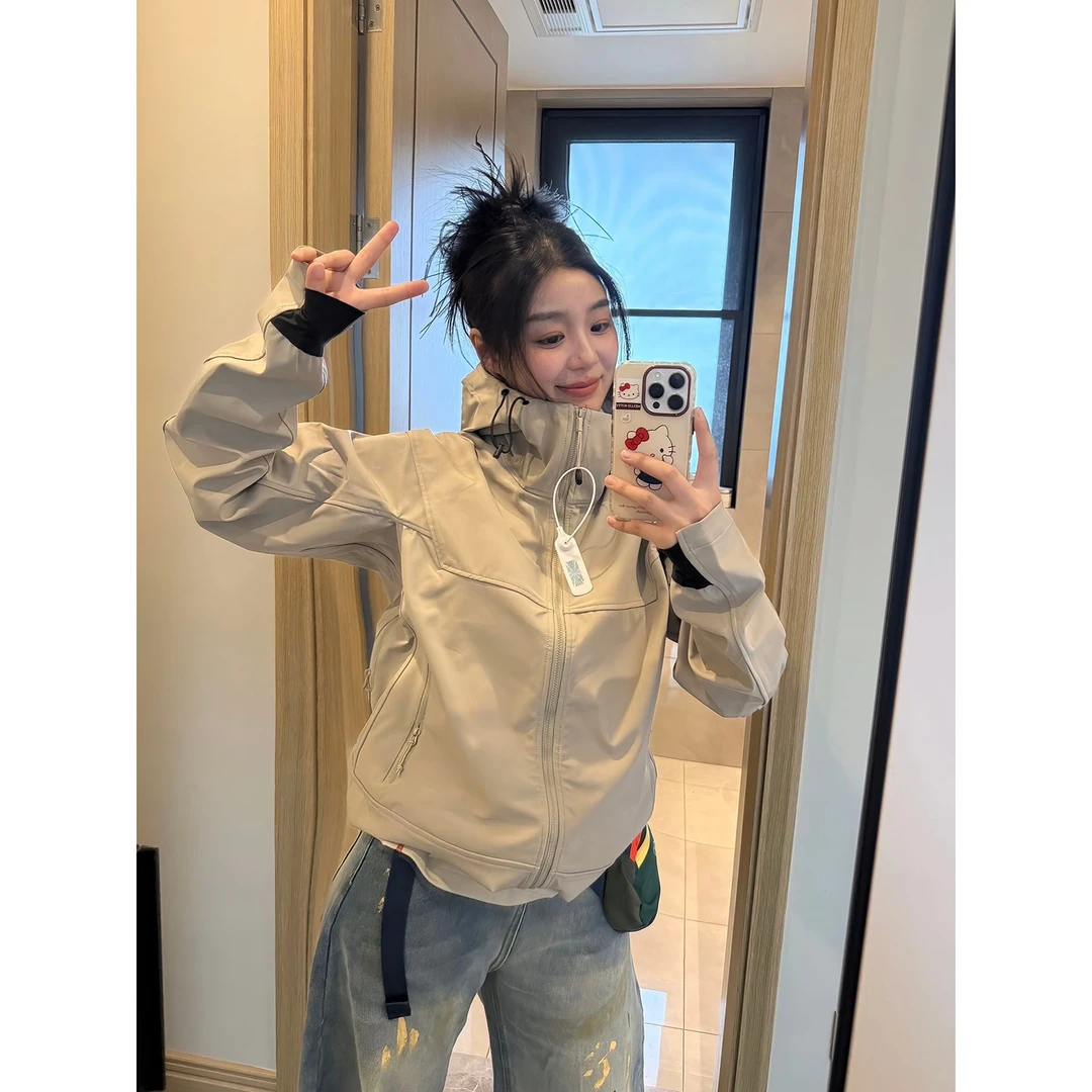 岩石灰软壳冲锋衣男女款秋季美式连帽防风外套爬山户外骑行服夹克