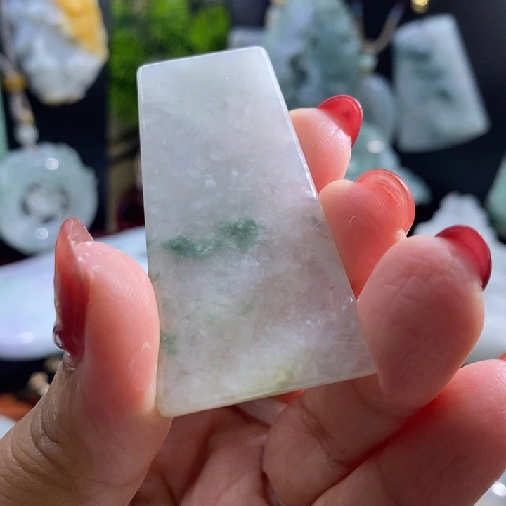 【闪购商品】颈饰未镶嵌翡翠无事