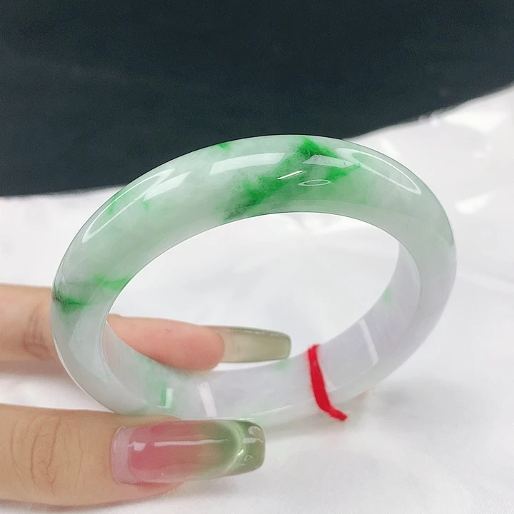 翡翠未镶嵌手镯圈58，64075