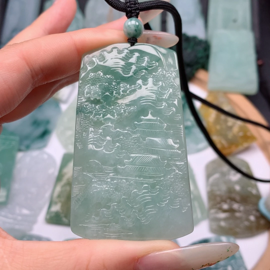 【闪购商品】翡翠颈饰未镶嵌小*冰种山水