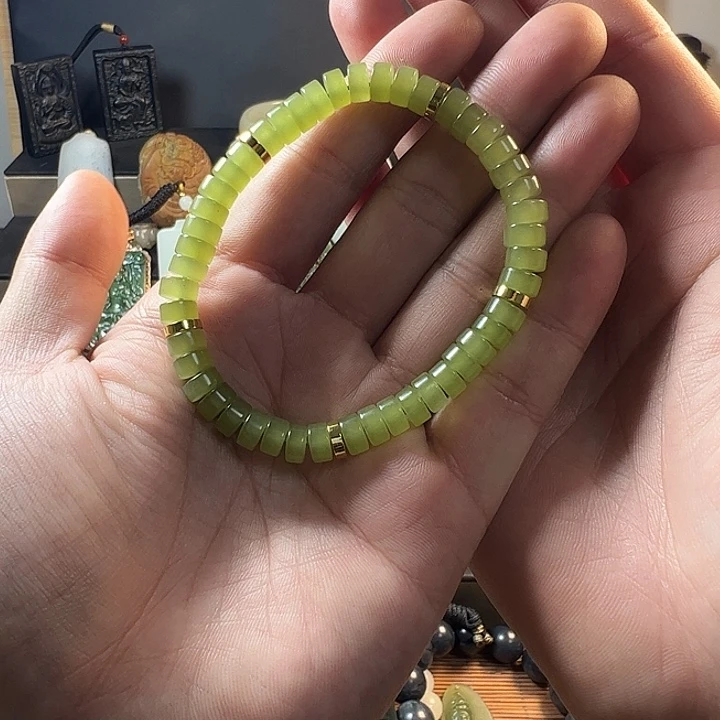 和田玉未镶嵌项链