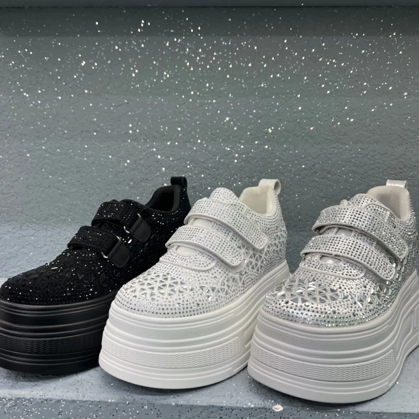 2238 水钻满天星板鞋女2025春季新款小个子厚底增高百搭休闲鞋子