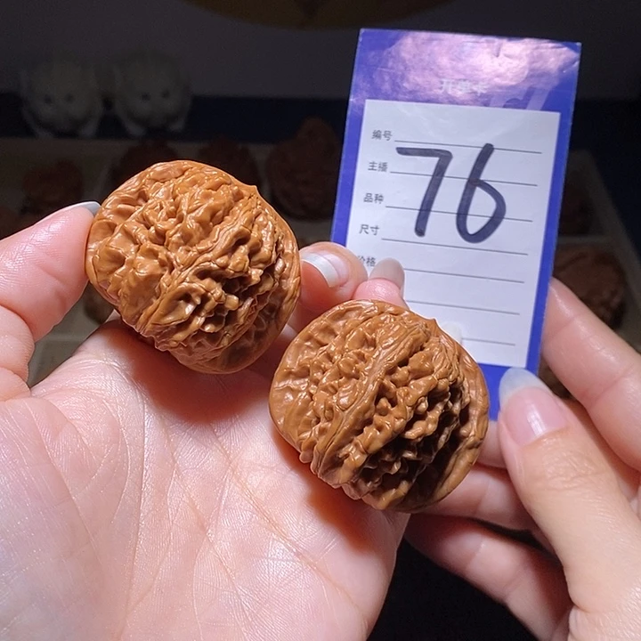 把件文玩核桃汉高楼42左右