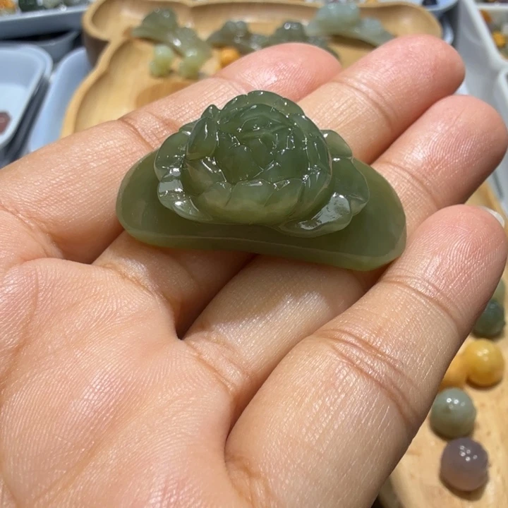玲***珑未镶嵌和田玉珠宝半成品