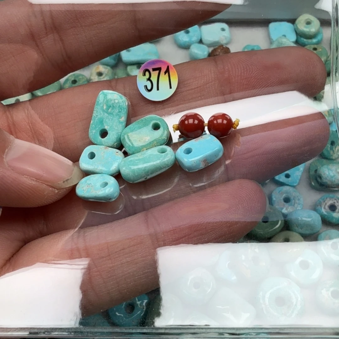 南红玛瑙未镶嵌珠宝奇石