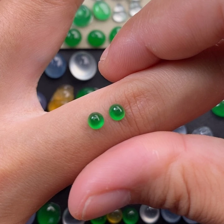 未镶嵌定制翡翠翡翠