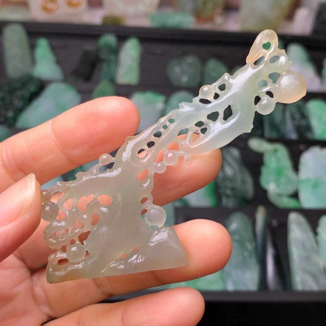 定制翡翠未镶嵌翡翠