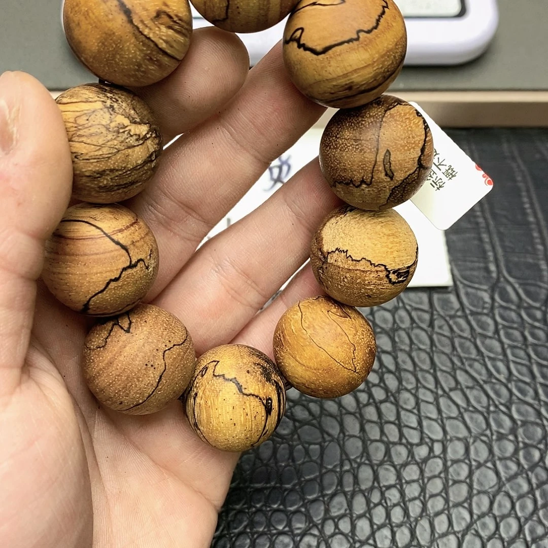 沉香沉香碎屑越南芽庄黄棋楠