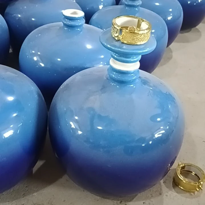 缸三斤酒瓶带锁扣八个