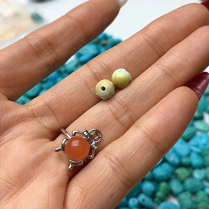 南红玛瑙颈饰未镶嵌