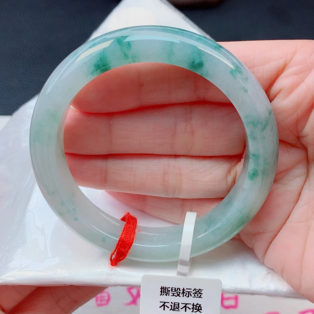翡翠未镶嵌手镯56圈 细糯化飘绿花有色根