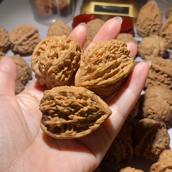 把件文玩核桃次**开鸡心3