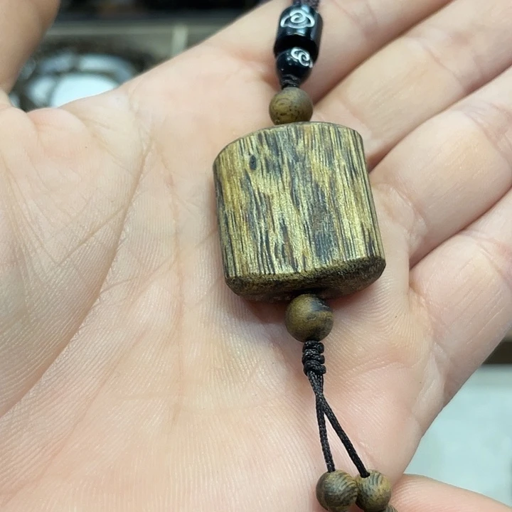 沉香吊坠奇楠挂件红油老料