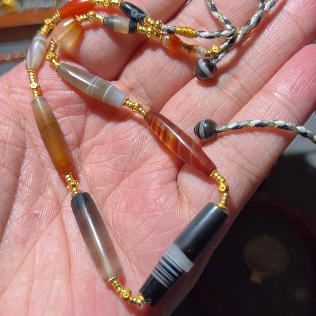 玛瑙/玉髓颈饰未镶嵌