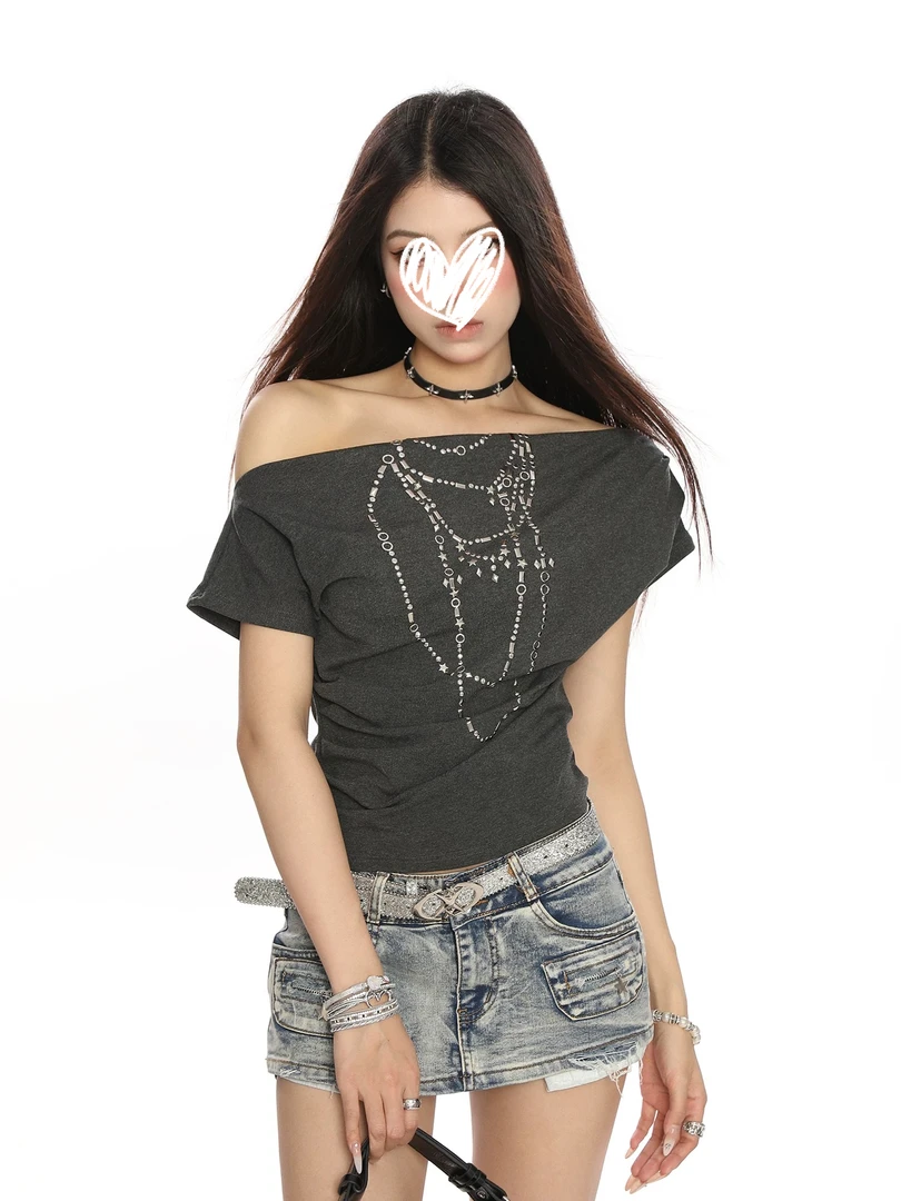 辣妹柳钉项链荡领斜肩短袖T女夏季修身显瘦一字肩上衣潮