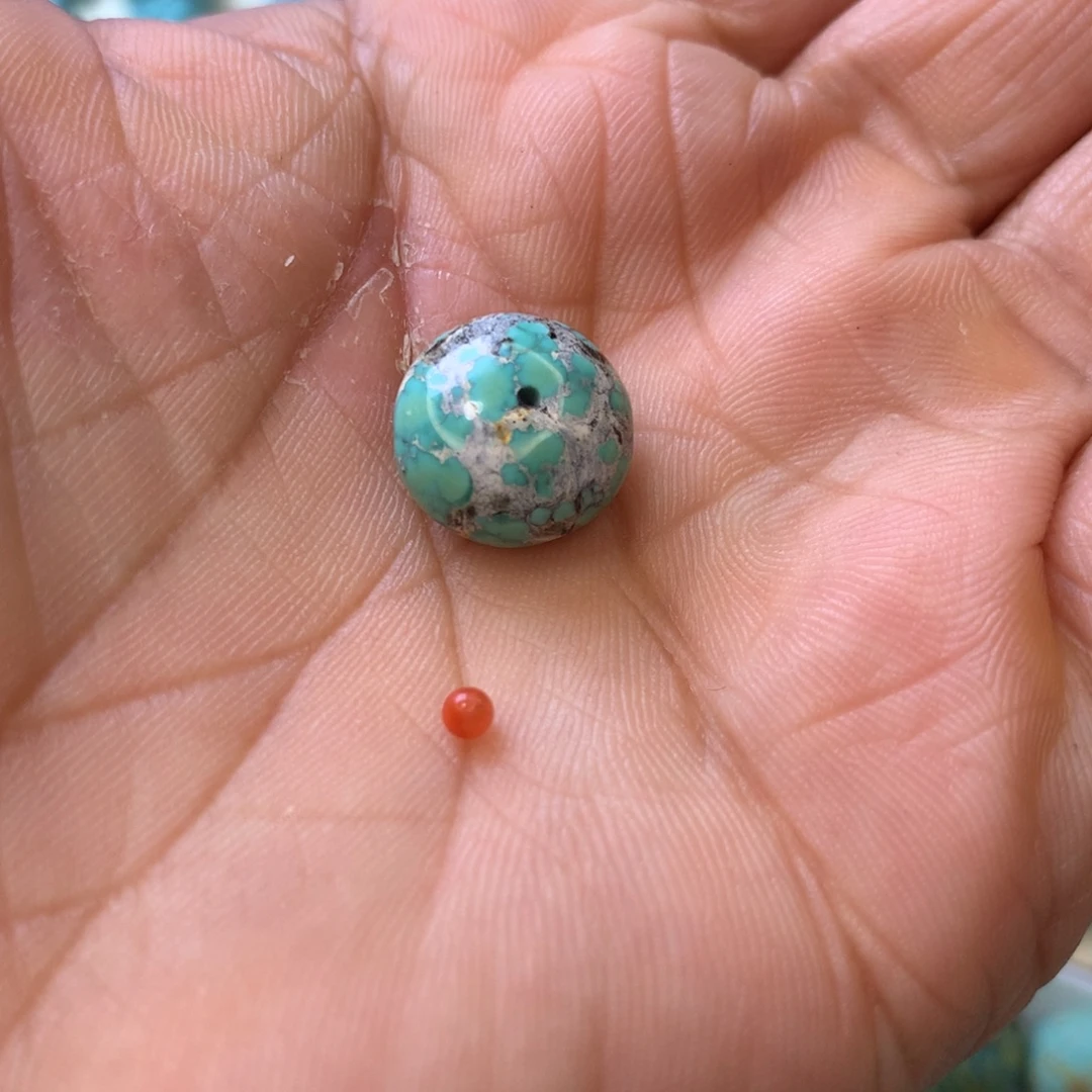 南红玛瑙未镶嵌珠宝奇石