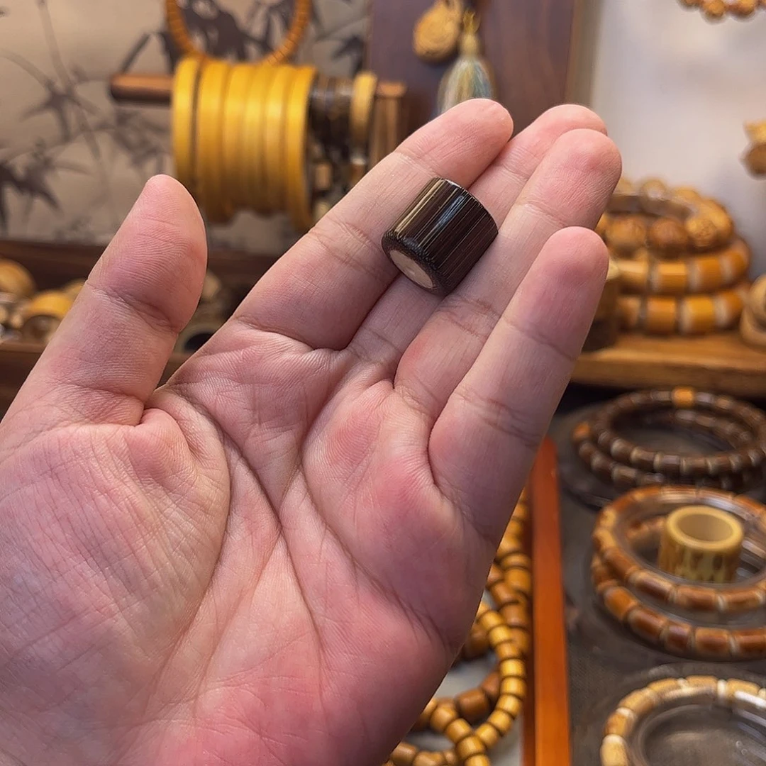 卿***瑞棕竹镶嵌款 搭配佛塔