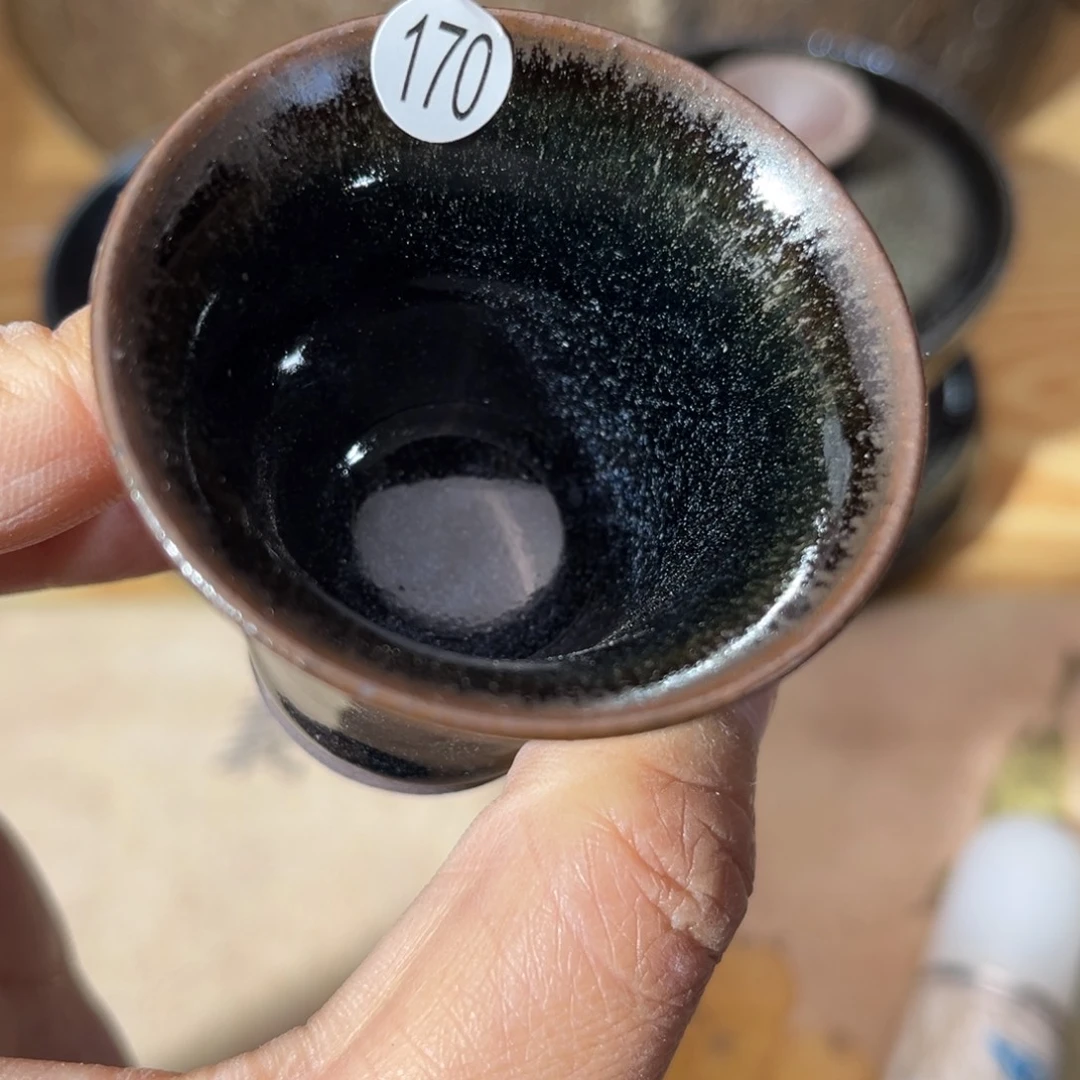 茶盏义兴龙窑坚持真柴烧