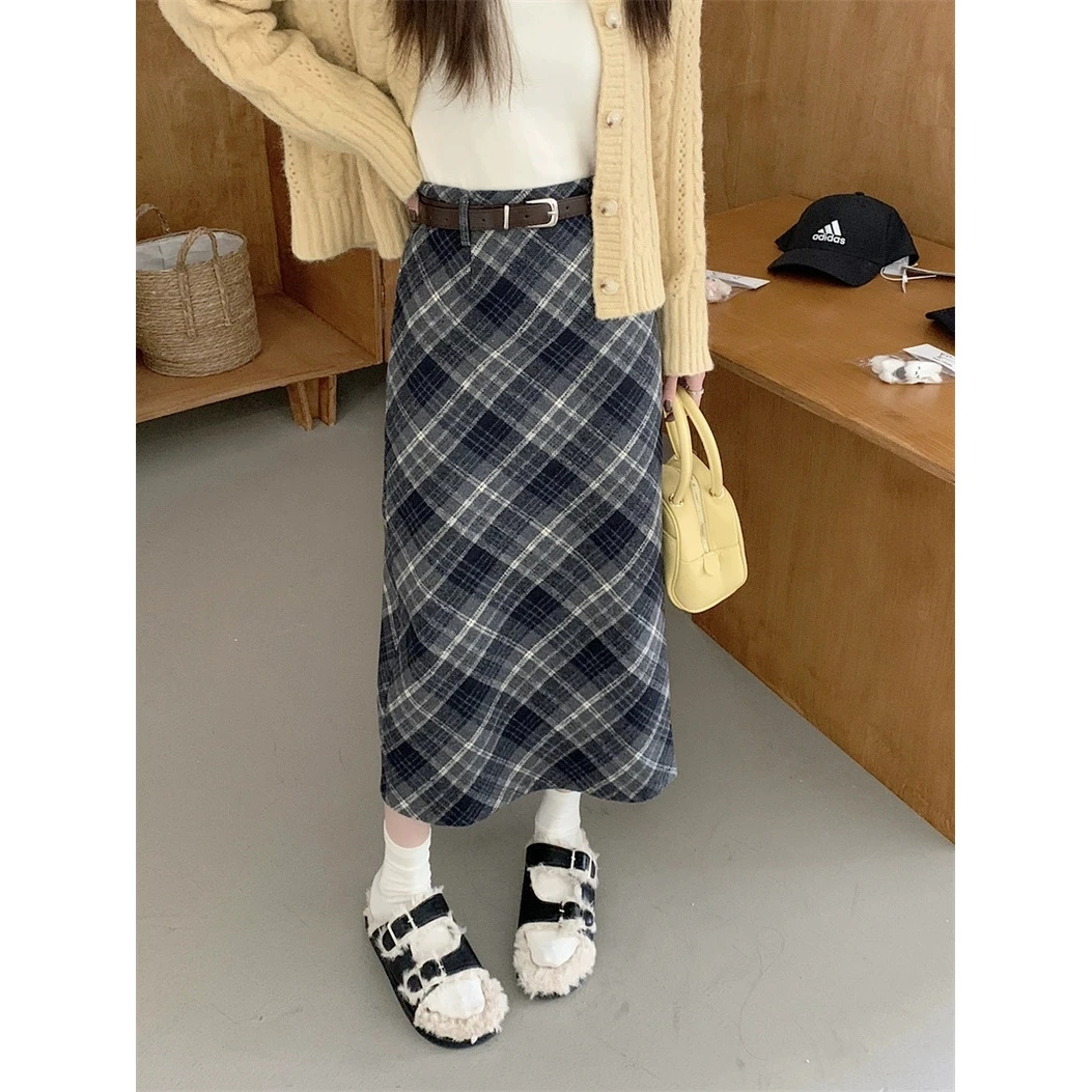 【贝蒂】胖mm女装毛呢半身裙女2025秋秋包臀格纹中长款a字裙