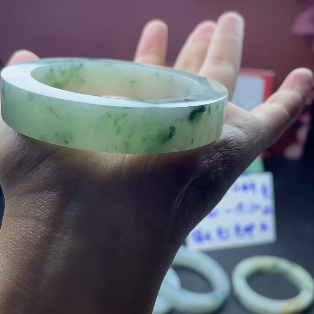 健***～定制翡翠未镶嵌翡翠手镯