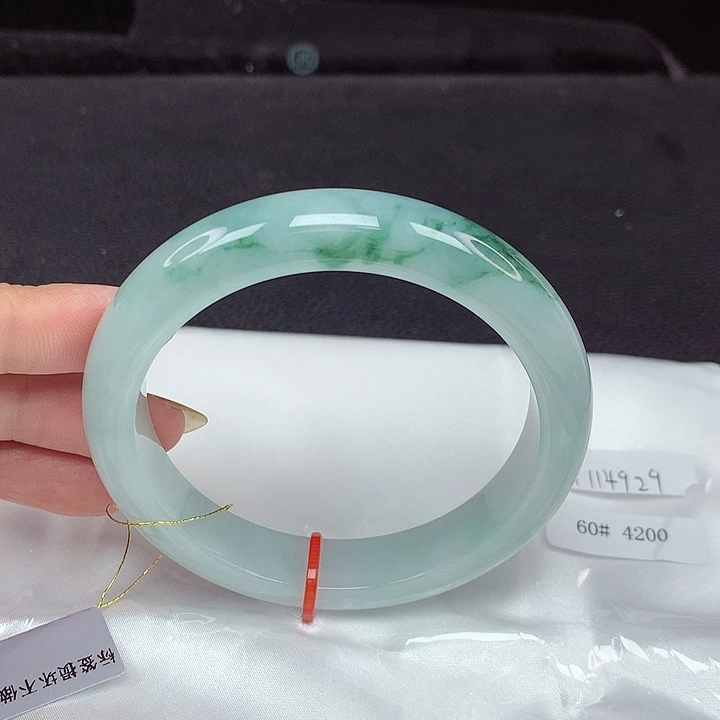 凪***卄翡翠未镶嵌手镯60圈929