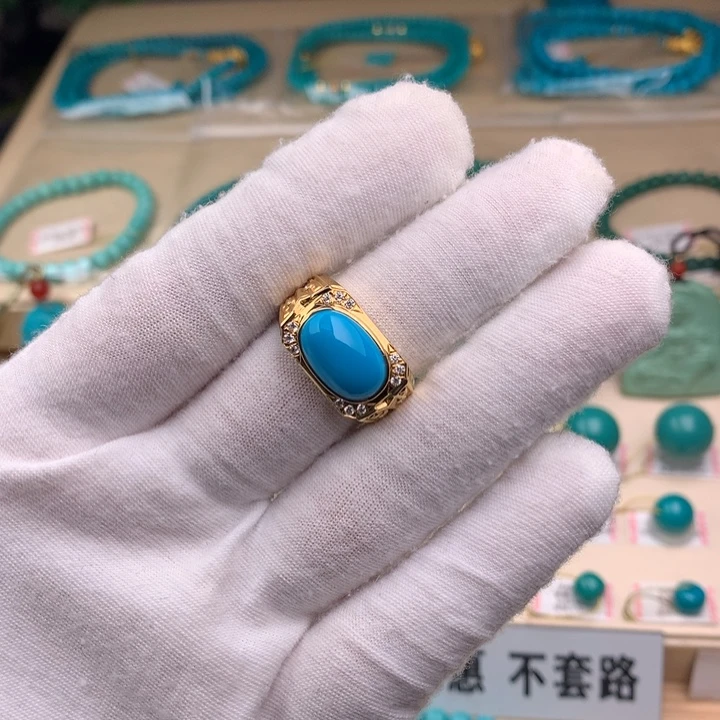 18K金镶嵌绿松石珠宝奇石