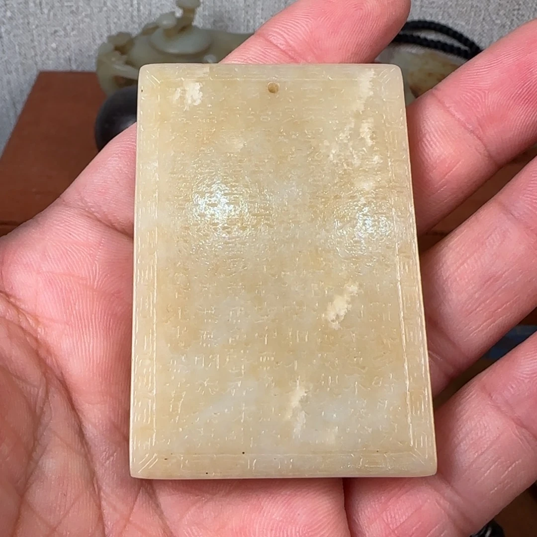 美***活非常精美的脖挂件