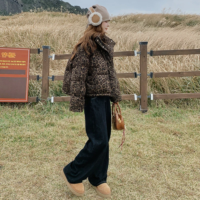 复古豹纹短款羽绒服女冬季2025新款美式炸街高级感立领面包服外套