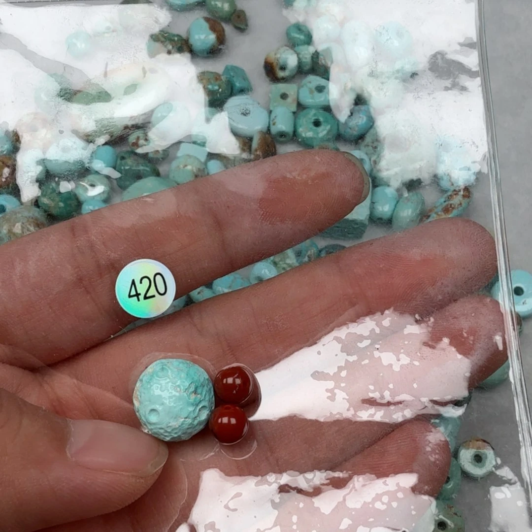 南红玛瑙未镶嵌珠宝奇石