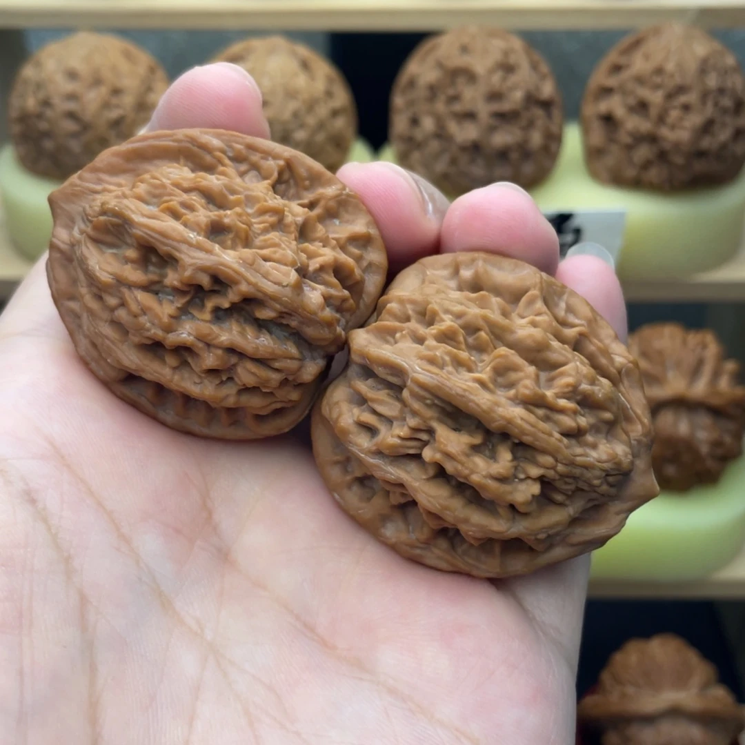 文玩核桃吊坠全品虎头40