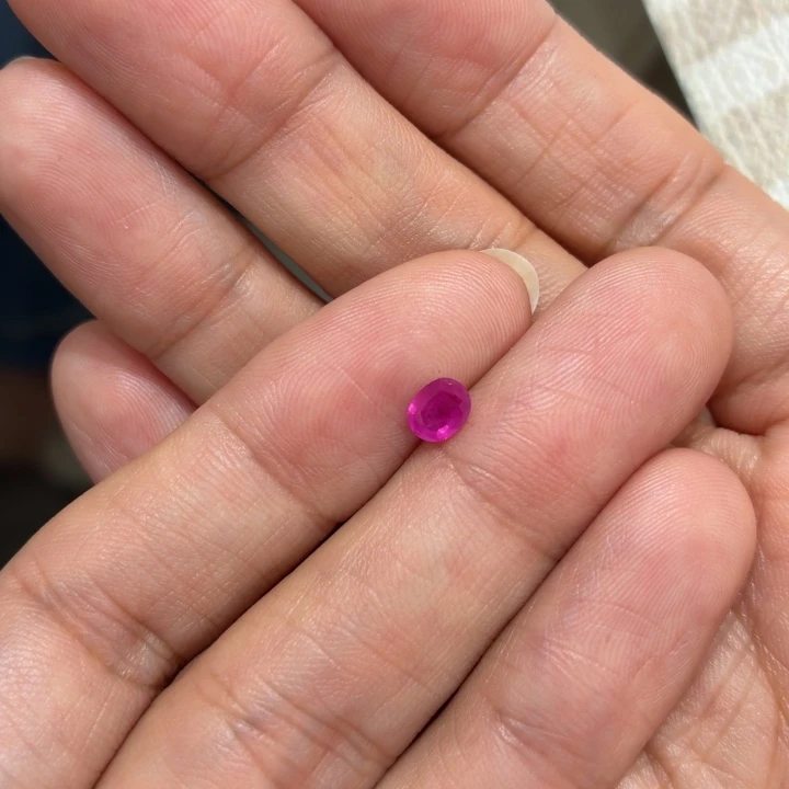 红宝石裸石0.44克拉