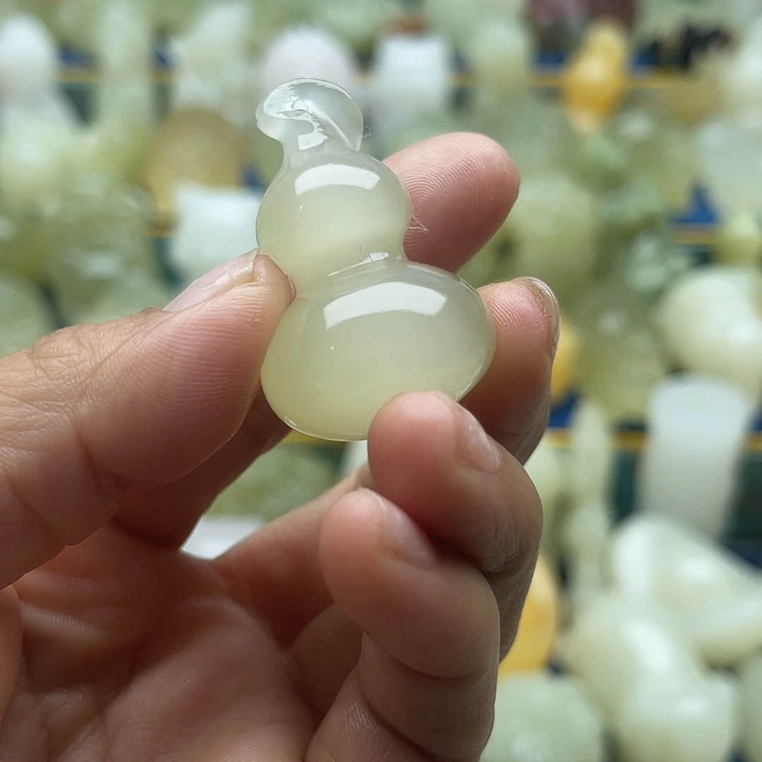 幻***岚玉天然桌面小摆件