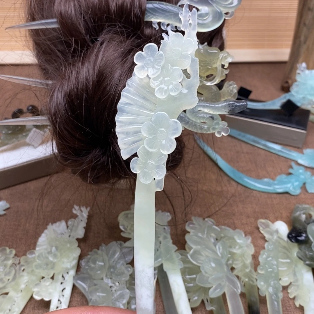 蛇纹石玉未镶嵌发簪