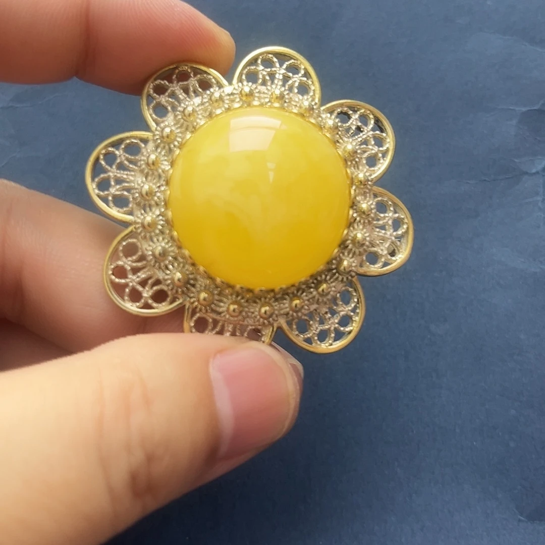 琥珀未镶嵌裸石吊坠