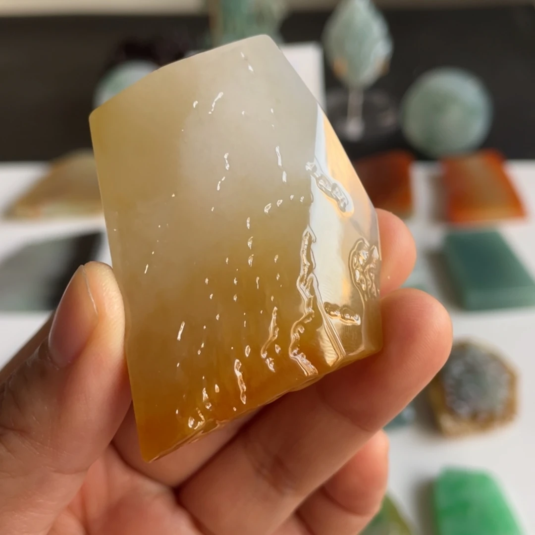 定制翡翠未镶嵌包工