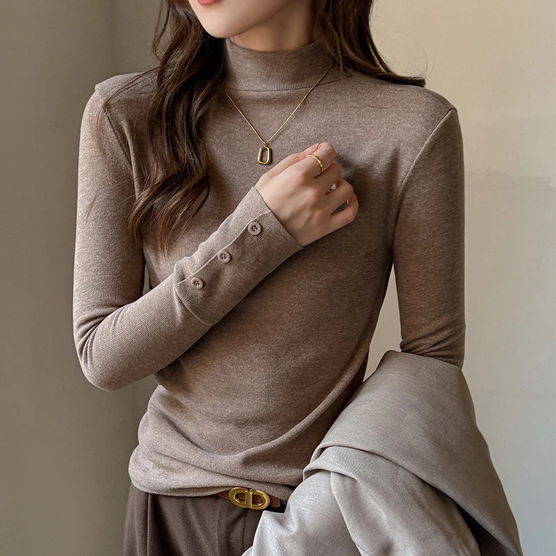 严选半高领纽扣修身长袖T恤女秋季辣妹设计感百搭显瘦打底衫上衣