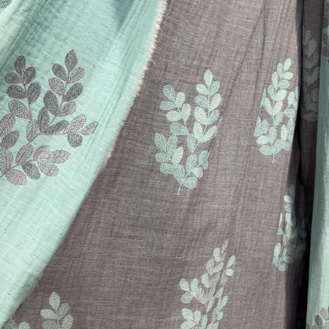 *****棉1.5/2被套，一对枕头套。灰色正面