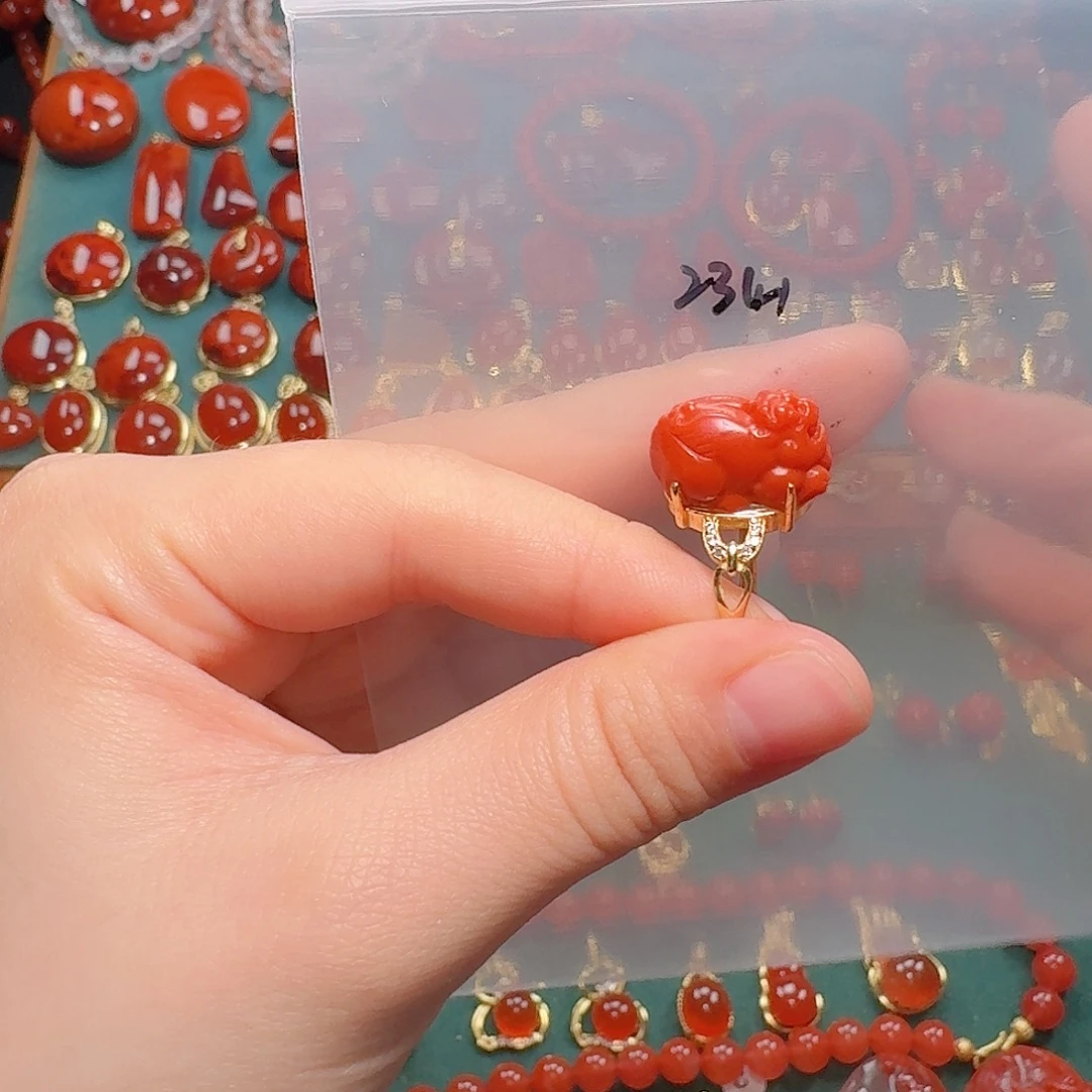 南红玛瑙银S925镶嵌耳饰