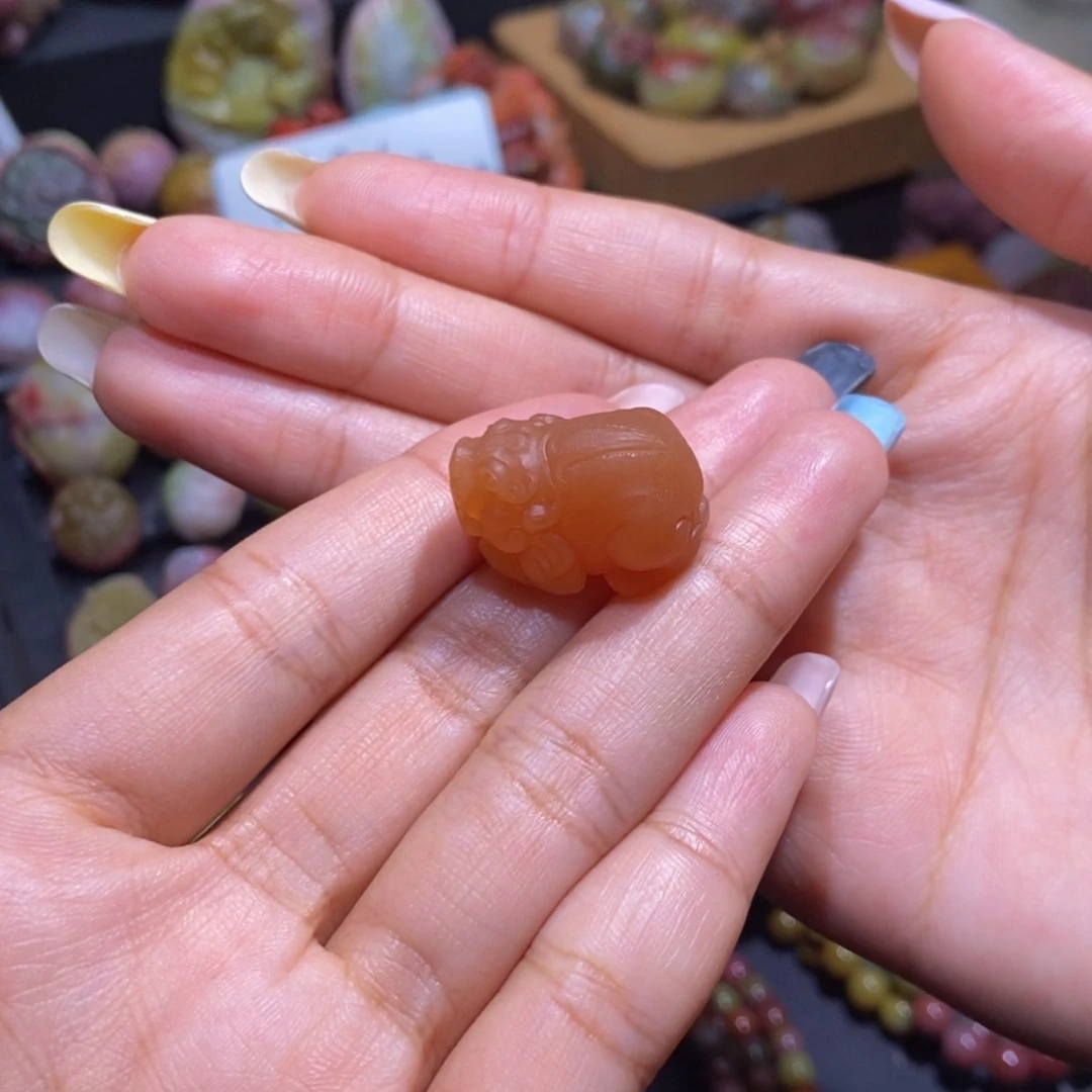 【闪购商品】玛瑙/玉髓手串未镶嵌忘**?盐源玛瑙