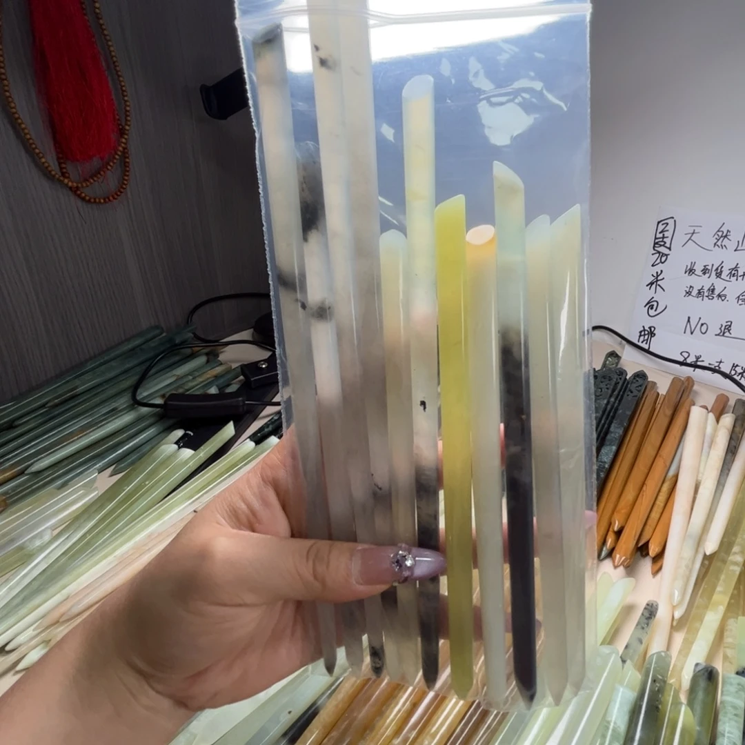 云***豆蛇纹石玉未镶嵌发簪