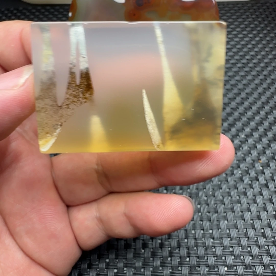 江***媒未镶嵌颈饰玛瑙/玉髓