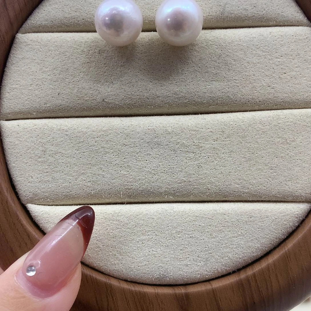淡水珍珠银S925镶嵌耳饰