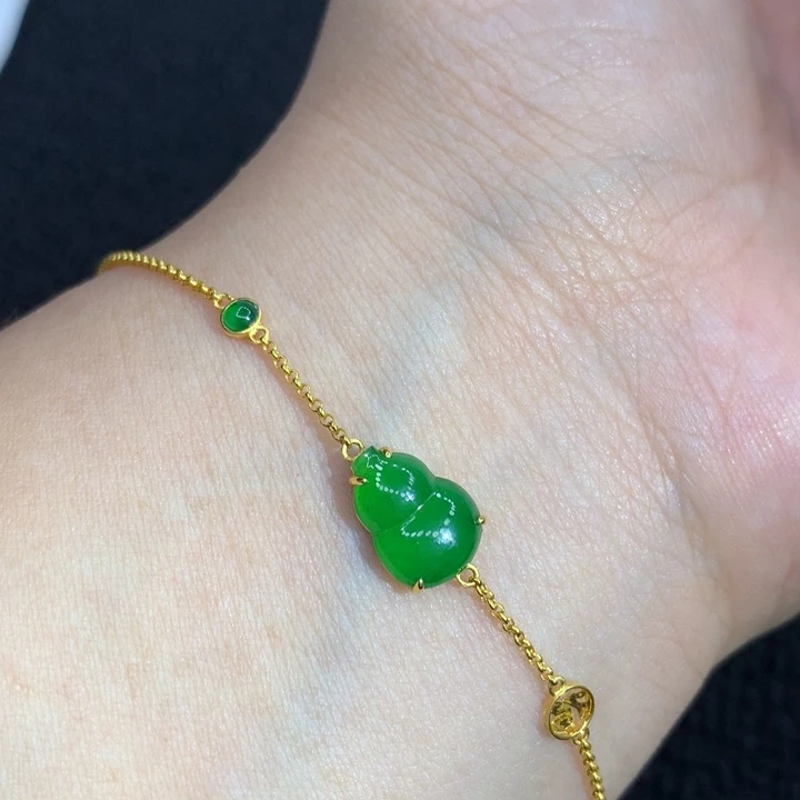 翡翠18K金镶嵌颈饰手链