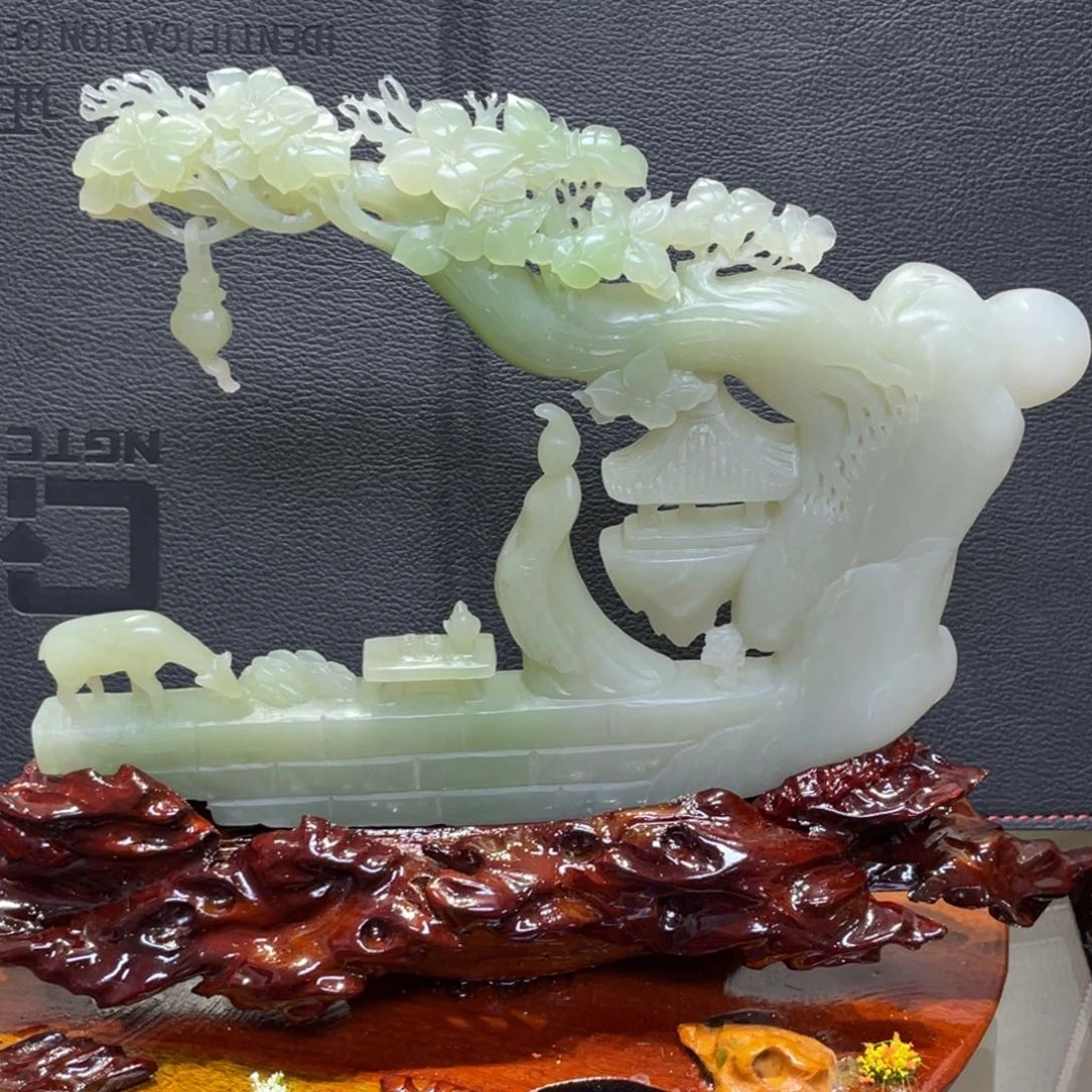 未镶嵌和田玉摆件