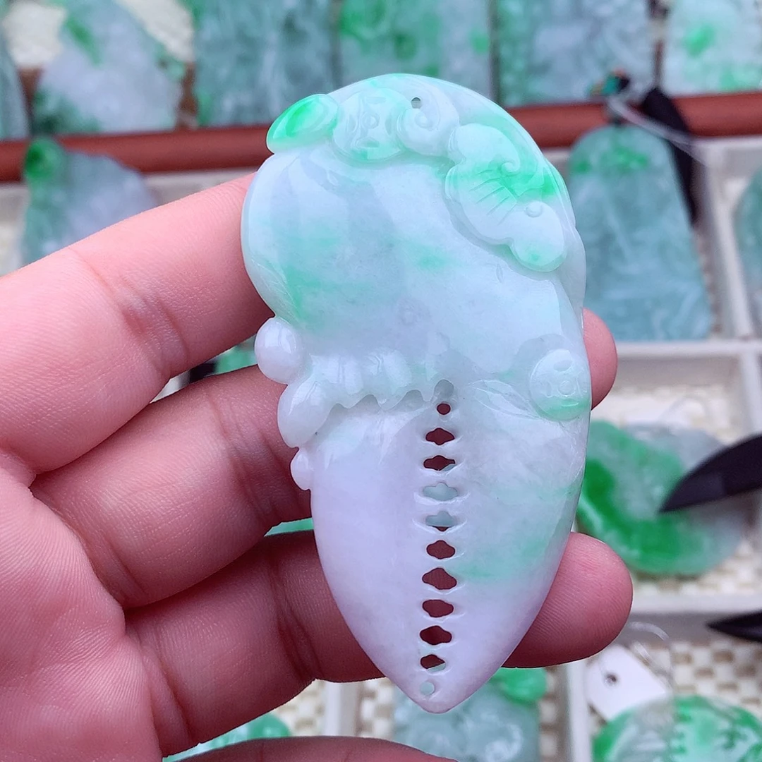 翡翠未镶嵌吊坠(不含链)