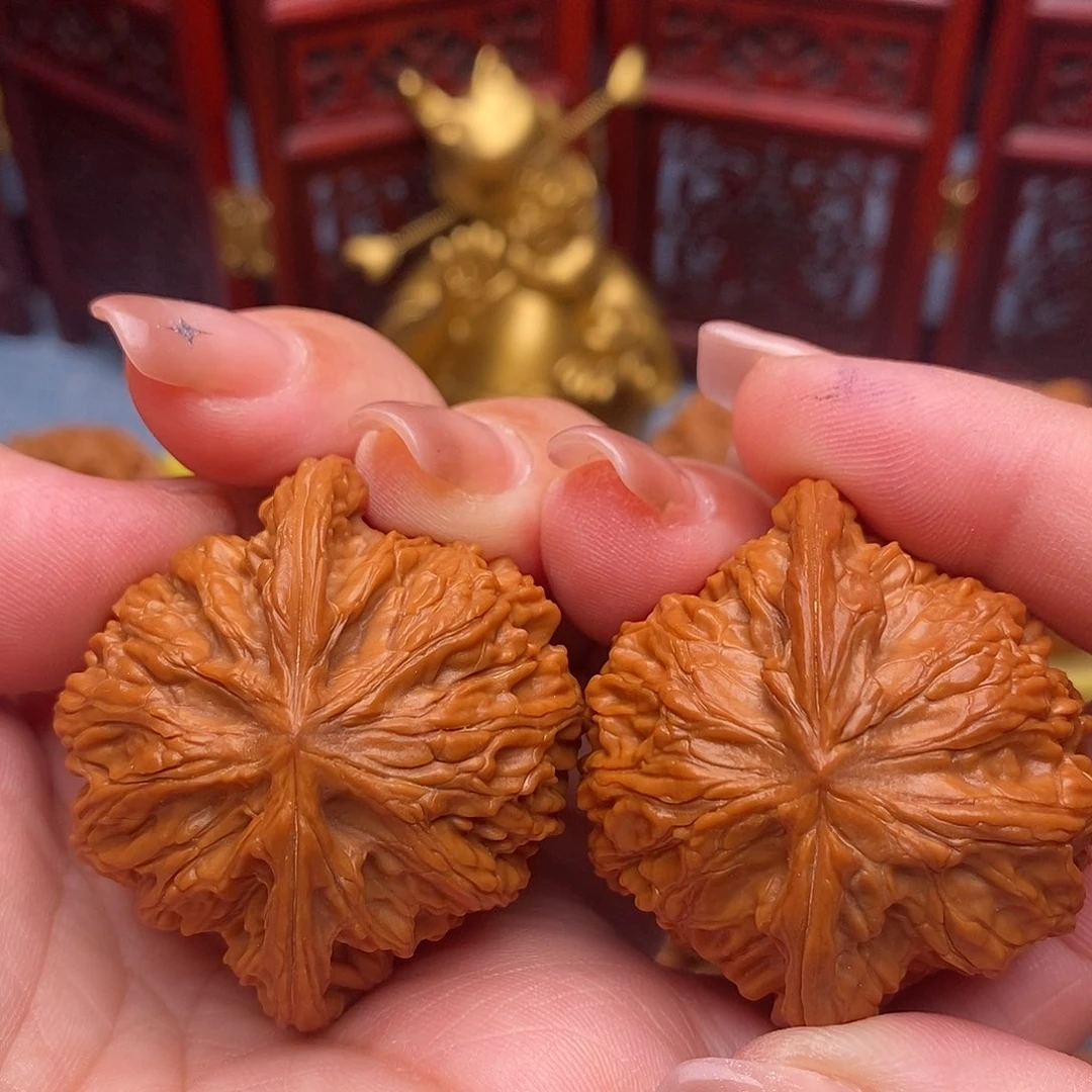 把件文玩核桃42.5全品毕业山地石子磨