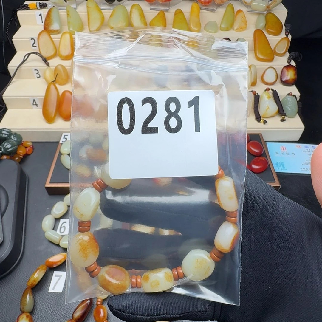 和田玉手串未镶嵌老**多